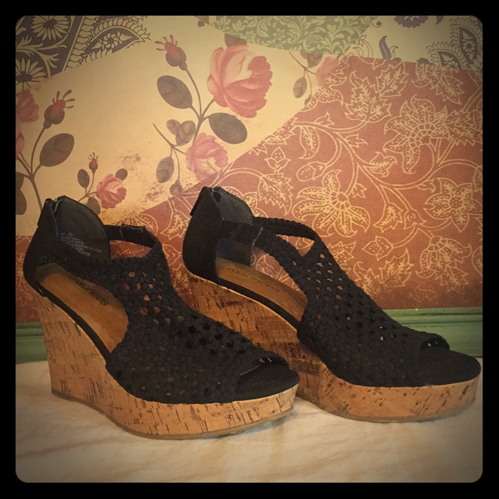 Maurices wedge shoe